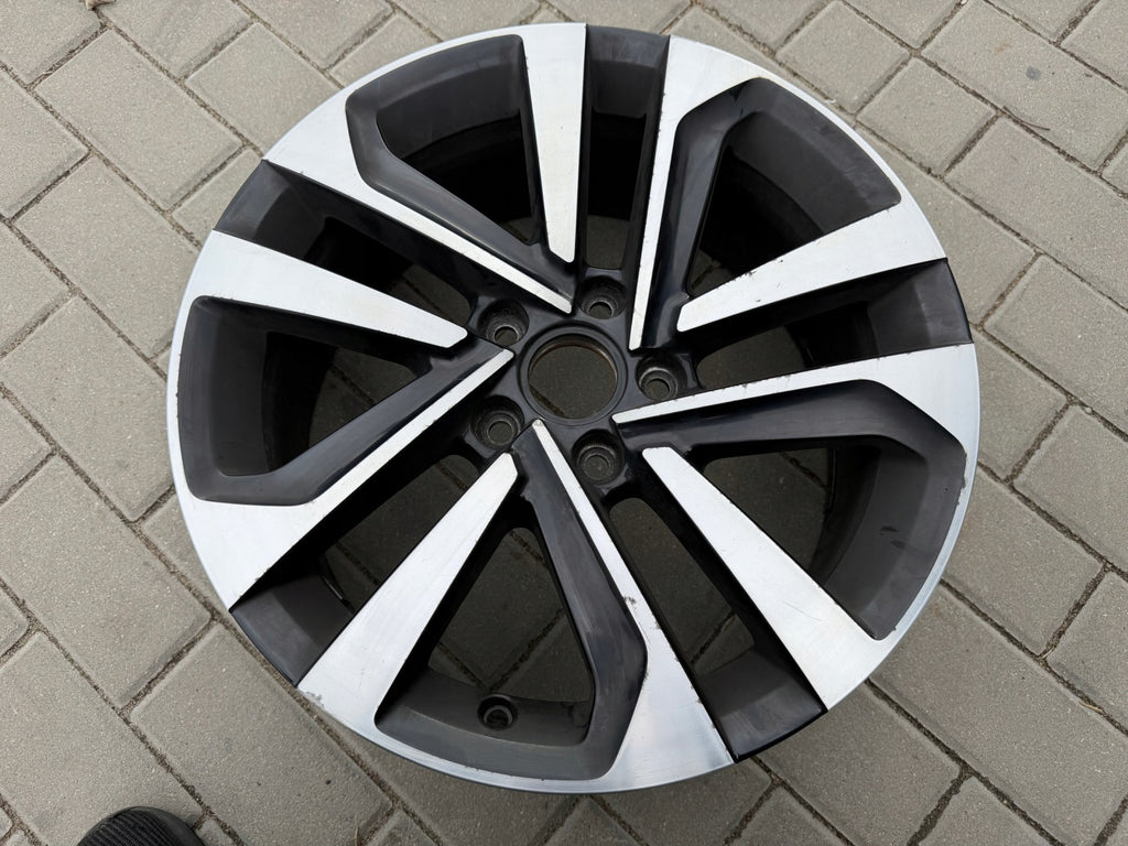 1x Alufelge 17 Zoll 7.0" 5x112 40ET 5NA601025AC VW Tiguan Rim Wheel FEL8926124333pl
