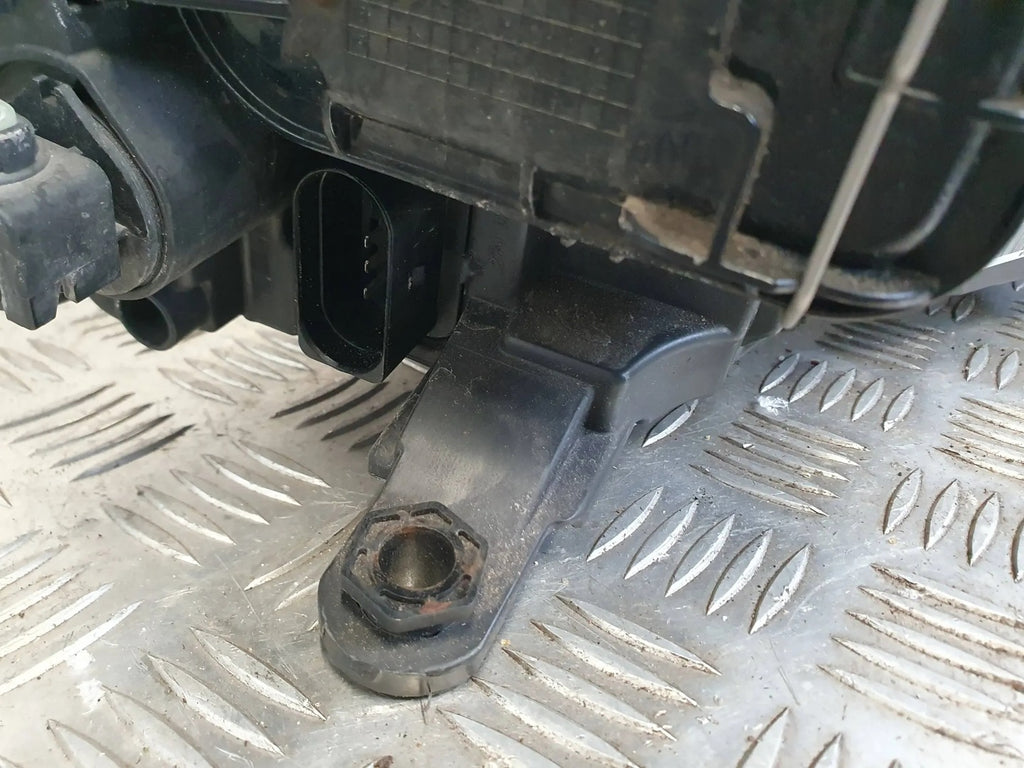 Frontscheinwerfer Seat Ibiza V 6F1941015A Links Scheinwerfer Headlight