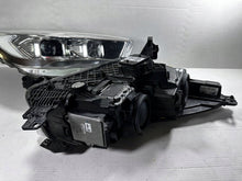 Laden Sie das Bild in den Galerie-Viewer, Frontscheinwerfer Ford Kuga GV41-13D154-AG LED Ein Satz Scheinwerfer Headlight SCH8770688314fd