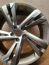 Load image into Gallery viewer, 1x Alufelge 19 Zoll 8.5" 5x112 38ET Glanz 5NA601025AG VW Tiguan Rim Wheel FEL3582482012mh