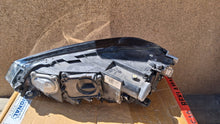 Load image into Gallery viewer, Frontscheinwerfer VW Golf Sportsvan 517941036A Rechts Scheinwerfer Headlight SCH4752810237ny