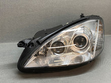 Laden Sie das Bild in den Galerie-Viewer, Frontscheinwerfer Mercedes-Benz W221 A221820 Xenon Links Scheinwerfer Headlight