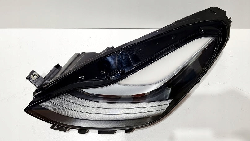 Frontscheinwerfer Tesla 3 Y 1514952-00-D Full LED Ein Stück (Rechts oder Links)