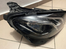 Laden Sie das Bild in den Galerie-Viewer, Frontscheinwerfer Mercedes-Benz W213 A2139067806 Rechts Scheinwerfer Headlight SCH1691213534db