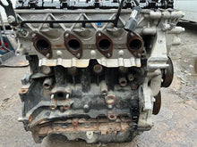 Laden Sie das Bild in den Galerie-Viewer, Motor Hyundai Kia Optima Sportage IV D4FD 1.7 CRDI 2015 Diesel Engine Unkomplett