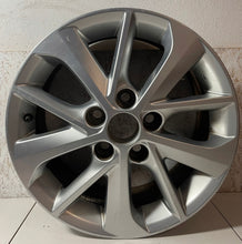 Load image into Gallery viewer, 1x Alufelge 16 Zoll 6.5" 5x114.3 42611-02E90 Toyota Corolla Rim Wheel FEL1510541824nm