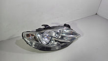 Laden Sie das Bild in den Galerie-Viewer, Frontscheinwerfer Hyundai Ibiza IV 1273860346348 Rechts Scheinwerfer Headlight SCH5310268175vm