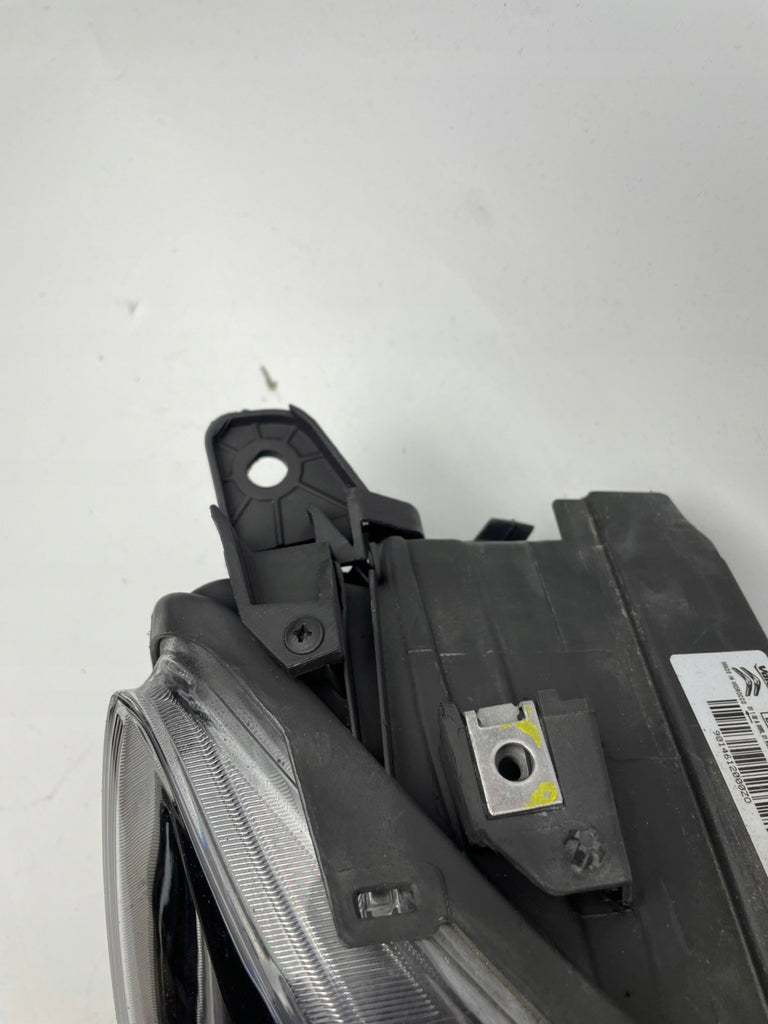 Frontscheinwerfer Citroën Berlingo 9816824880 9816824780 Ein Satz Headlight SCH2200192515eu