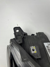 Laden Sie das Bild in den Galerie-Viewer, Frontscheinwerfer Citroën Berlingo 9816824880 9816824780 Ein Satz Headlight SCH2200192515eu