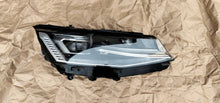Laden Sie das Bild in den Galerie-Viewer, Frontscheinwerfer VW Multivan T7 Caravelle 7T1941082 Rechts Headlight SCH9432763436yu