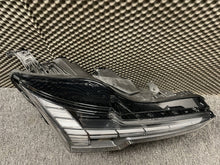 Load image into Gallery viewer, Frontscheinwerfer Volvo 80000628 8891884332 20240109 LED Rechts Headlight SCH9566369177wx