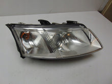 Laden Sie das Bild in den Galerie-Viewer, Frontscheinwerfer Saab 93 II Xenon Rechts Scheinwerfer Headlight