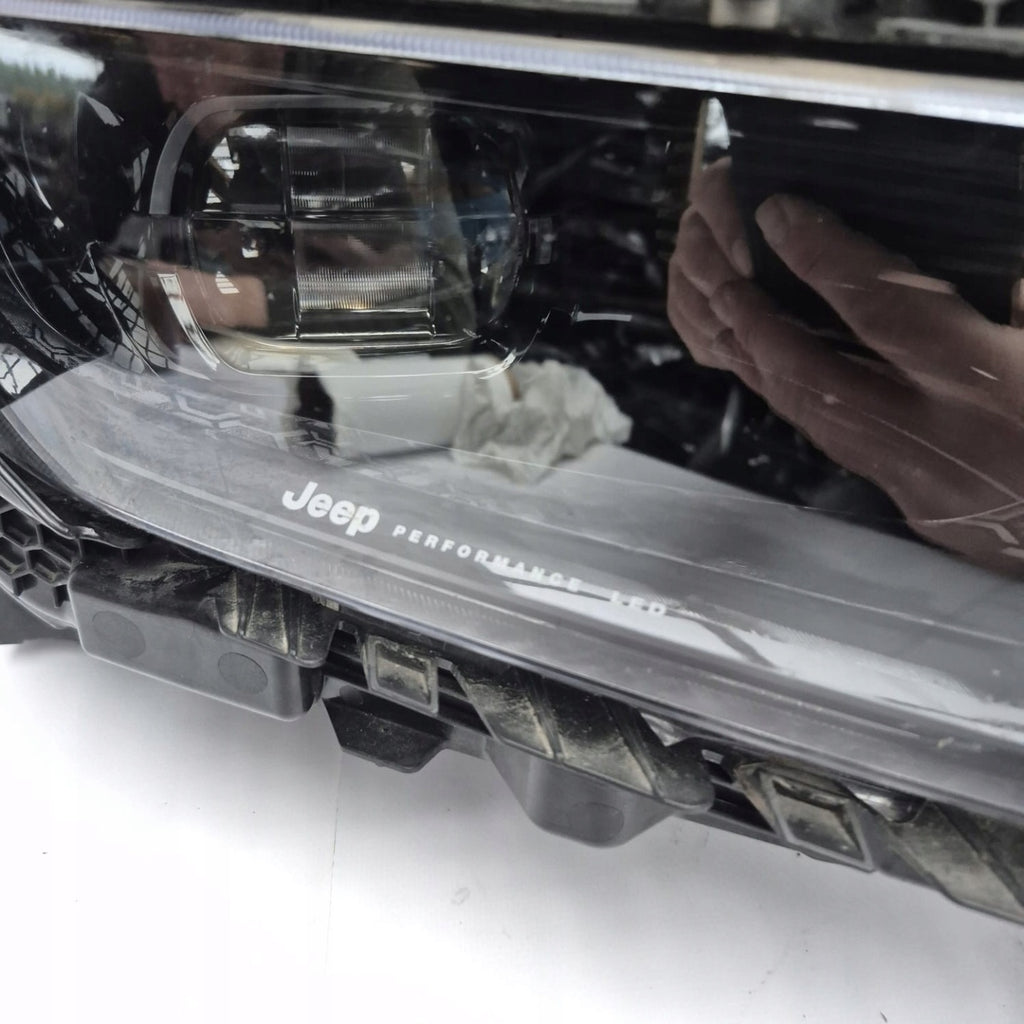 Frontscheinwerfer Jeep 52218717 Rechts Scheinwerfer Headlight SCH1492011161cz
