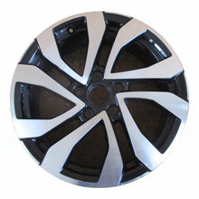 Load image into Gallery viewer, 1x Alufelge 17 Zoll 7.0&quot; 5x112 45ET Glanz 2GA601025AF VW T Roc Rim Wheel