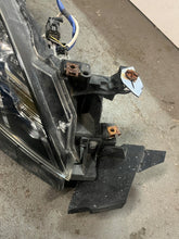 Laden Sie das Bild in den Galerie-Viewer, Frontscheinwerfer Mazda Hb Xenon Rechts Scheinwerfer Headlight SCH4691304901tl