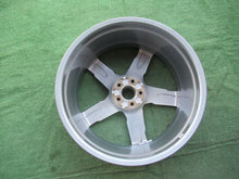 Laden Sie das Bild in den Galerie-Viewer, 1x Alufelge 21 Zoll 8.5" 5x112 34ET 80A601025AR Audi Rim Wheel FEL3878065104mc