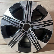 Laden Sie das Bild in den Galerie-Viewer, 1x Alufelge 19 Zoll 7.5" 5x112 A2434011900 Mercedes-Benz Eqa H243 Rim Wheel FEL4460431776gw
