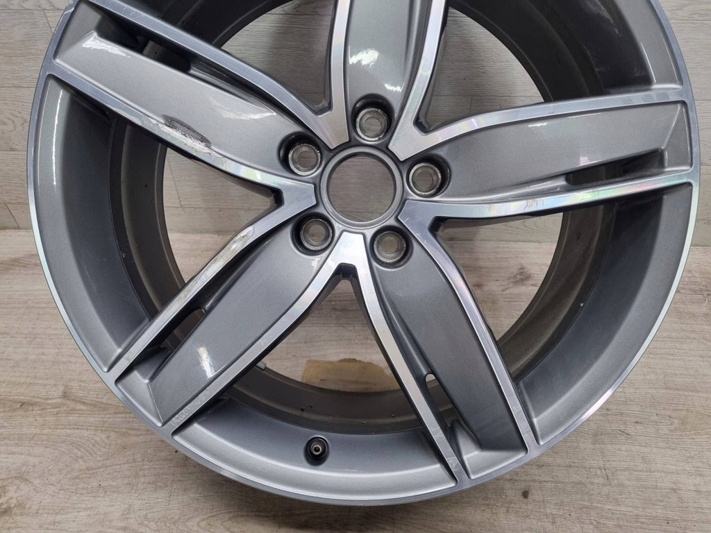 1x Alufelge 19 Zoll 8V0601025AS Audi A3 Rim Wheel FEL7064491303cm
