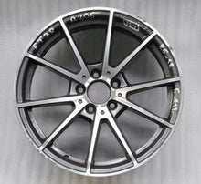 Laden Sie das Bild in den Galerie-Viewer, 1x Alufelge 18 Zoll 8.5" 5x112 38ET Glanz Grau A2054011500 Mercedes-Benz W205 FEL8019956931ko