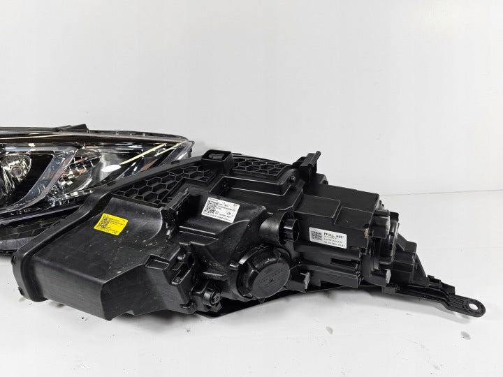 Frontscheinwerfer Hyundai I30 III G4921-64010 G4921-64020 Ein Satz Headlight SCH1418090492bf