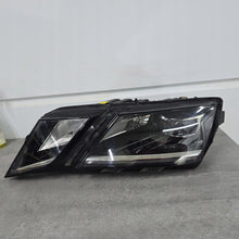 Laden Sie das Bild in den Galerie-Viewer, Frontscheinwerfer Audi Octavia III 5E1941015E Links Scheinwerfer Headlight SCH7392162030go
