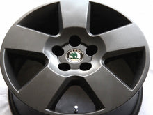 Laden Sie das Bild in den Galerie-Viewer, 1x Alufelge 17 Zoll 7.5&quot; 5x112 37ET Graphit 3U0601025 Skoda Superb Rim Wheel