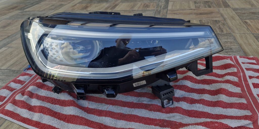 Frontscheinwerfer VW I 11B941036N LED Rechts Scheinwerfer Headlight SCH1979000872il