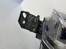 Laden Sie das Bild in den Galerie-Viewer, Frontscheinwerfer Citroën Berlingo 9816824780 Rechts Scheinwerfer Headlight