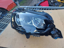 Laden Sie das Bild in den Galerie-Viewer, Frontscheinwerfer Peugeot II 208 9833036180 Rechts Scheinwerfer Headlight SCH5504682954yy