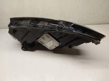 Laden Sie das Bild in den Galerie-Viewer, Frontscheinwerfer Skoda Octavia III 5E1941018EBSP Rechts Scheinwerfer Headlight SCH4863551014mk