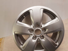 Laden Sie das Bild in den Galerie-Viewer, 1x Alufelge 16 Zoll 7.0&quot; 5x112 41ET Glanz Silber 6856029 Mini Countryman F60