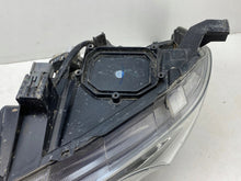 Load image into Gallery viewer, Frontscheinwerfer Toyota Hilux DAL23643 Rechts Scheinwerfer Headlight SCH9374459454zj