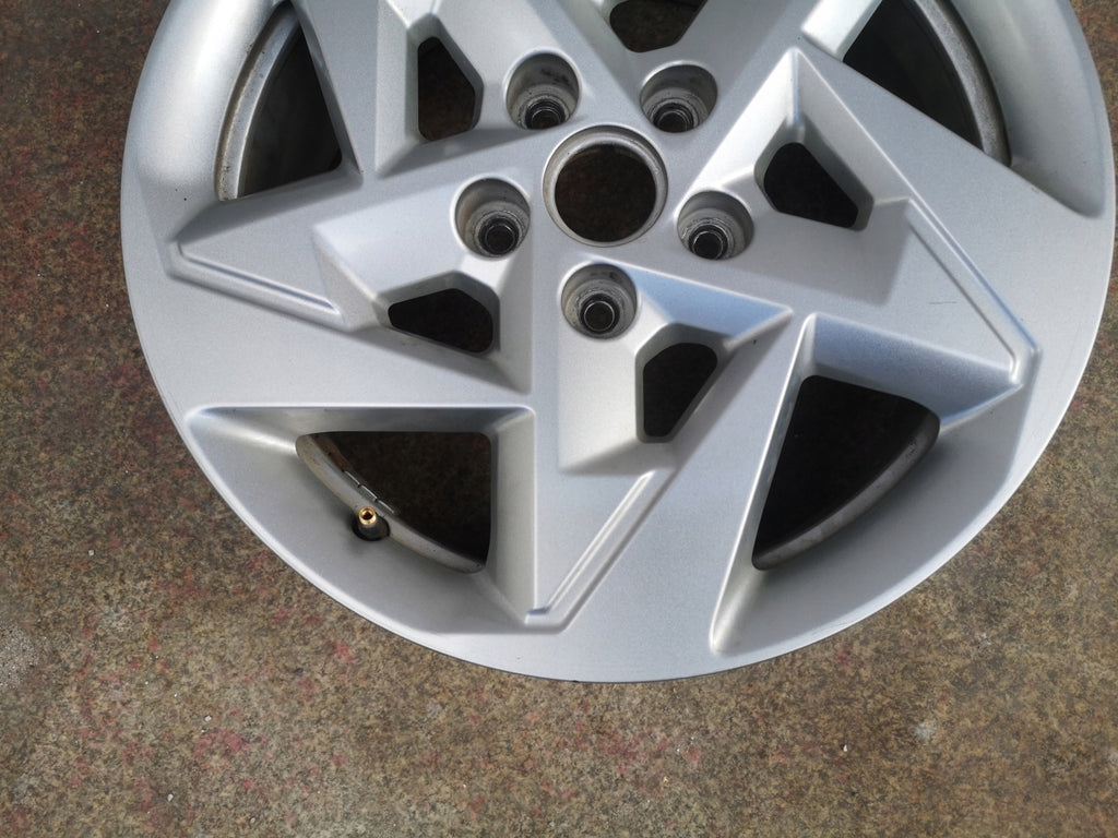 1x Alufelge 17 Zoll 7.0" 5x114.3 50ET 52910-BE250 Hyundai Kona Rim Wheel FEL7997338019mp