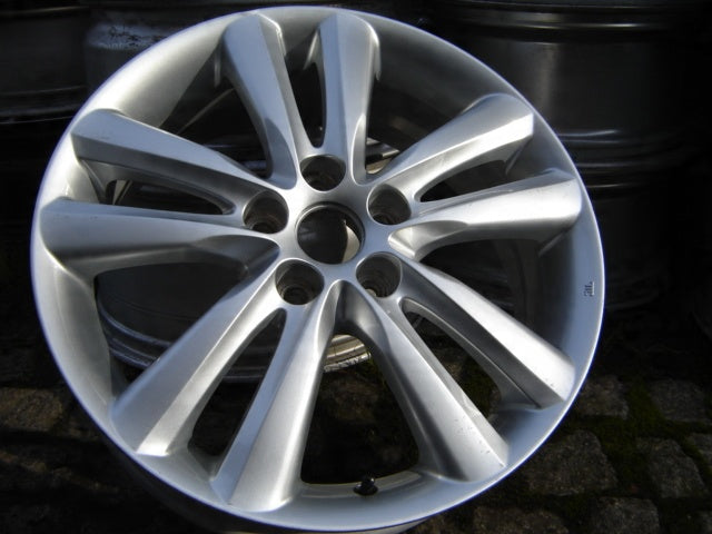 1x Alufelge 18 Zoll 6.5" 5x114.3 48ET 52910-2S300 Hyundai Tucson Rim Wheel