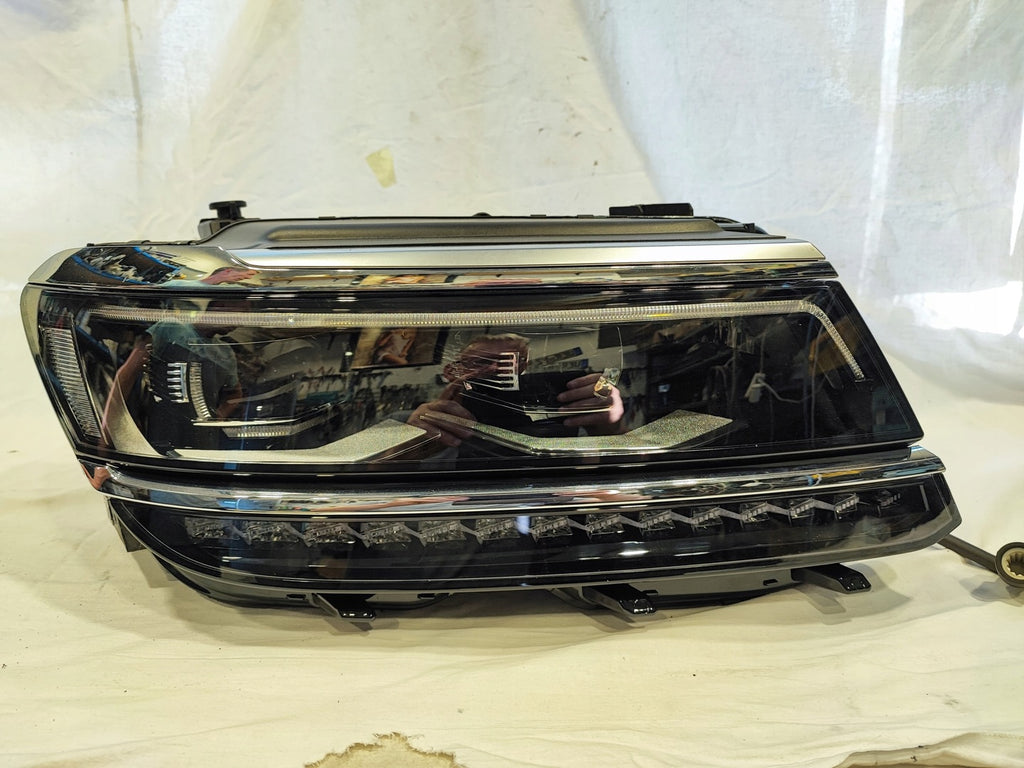 Frontscheinwerfer VW Tiguan Allspace 5NN941082C Full LED Rechts Headlight