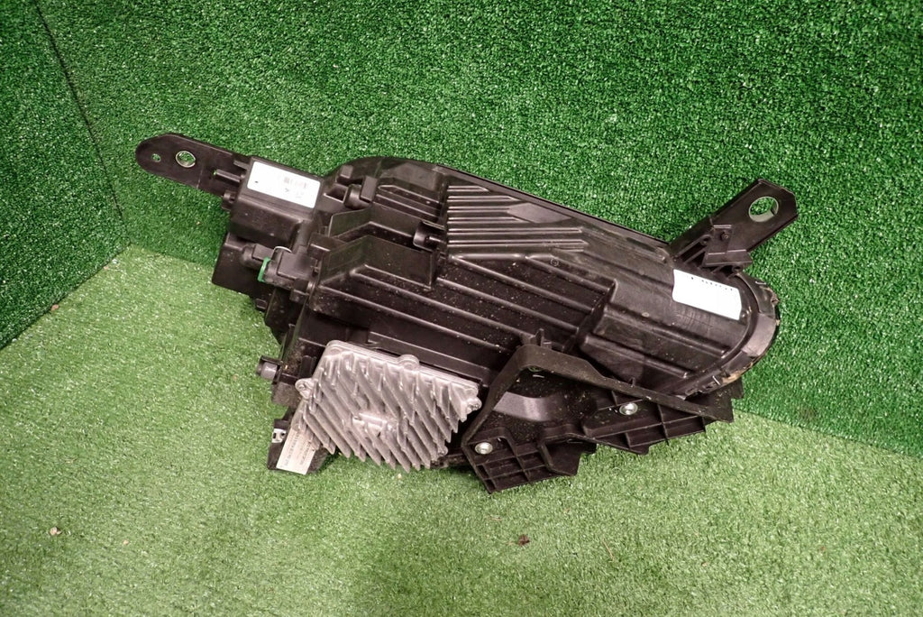 Frontscheinwerfer Maserati I 06701573270 Links Scheinwerfer Headlight SCH2646273235zy
