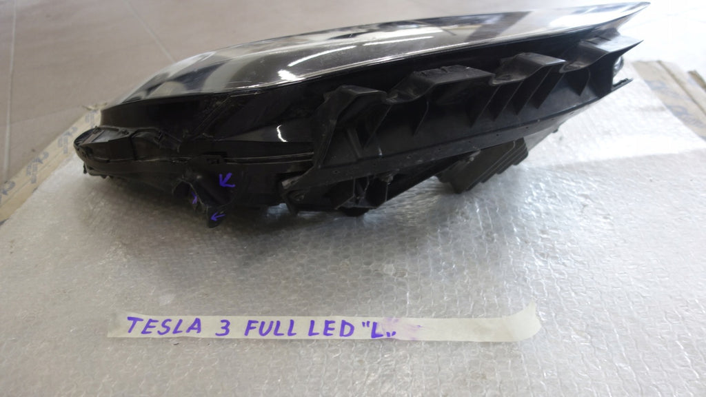 Frontscheinwerfer Tesla Model Y 1110796-00-D LED Ein Stück (Rechts oder Links)