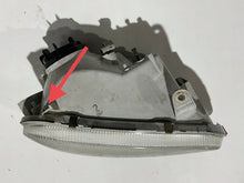 Laden Sie das Bild in den Galerie-Viewer, Frontscheinwerfer Toyota Rav 4 ARO16580 Rechts Scheinwerfer Headlight SCH2159280735ab