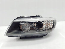 Load image into Gallery viewer, Frontscheinwerfer BMW 3 E91 E90 7240263 Xenon Ein Stück (Rechts oder Links) SCH1376413695wi