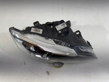 Laden Sie das Bild in den Galerie-Viewer, Frontscheinwerfer Volvo V60 I 31420262 Xenon Rechts Scheinwerfer Headlight SCH5127919485gs