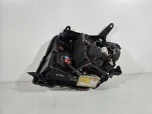 Laden Sie das Bild in den Galerie-Viewer, Frontscheinwerfer Mitsubishi Pajero IV 103419012686 Xenon Rechts Headlight SCH8387268012js