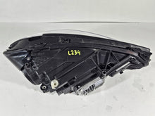 Laden Sie das Bild in den Galerie-Viewer, Frontscheinwerfer Mercedes-Benz W177 A17790653033 LED Links Headlight SCH7199849793mq