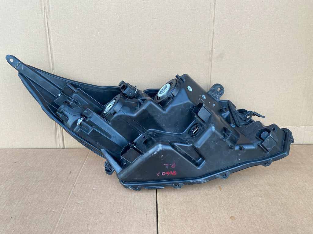 Frontscheinwerfer Toyota Aygo X 3329318 Links Scheinwerfer Headlight SCH8586436837bm