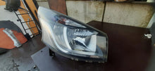 Load image into Gallery viewer, Frontscheinwerfer Renault Trafic III 260109424R Rechts Scheinwerfer Headlight SCH2722870365rh
