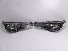 Load image into Gallery viewer, Frontscheinwerfer Toyota Corolla 81150-02T00 LED Ein Satz Scheinwerfer Headlight SCH4188607903oh