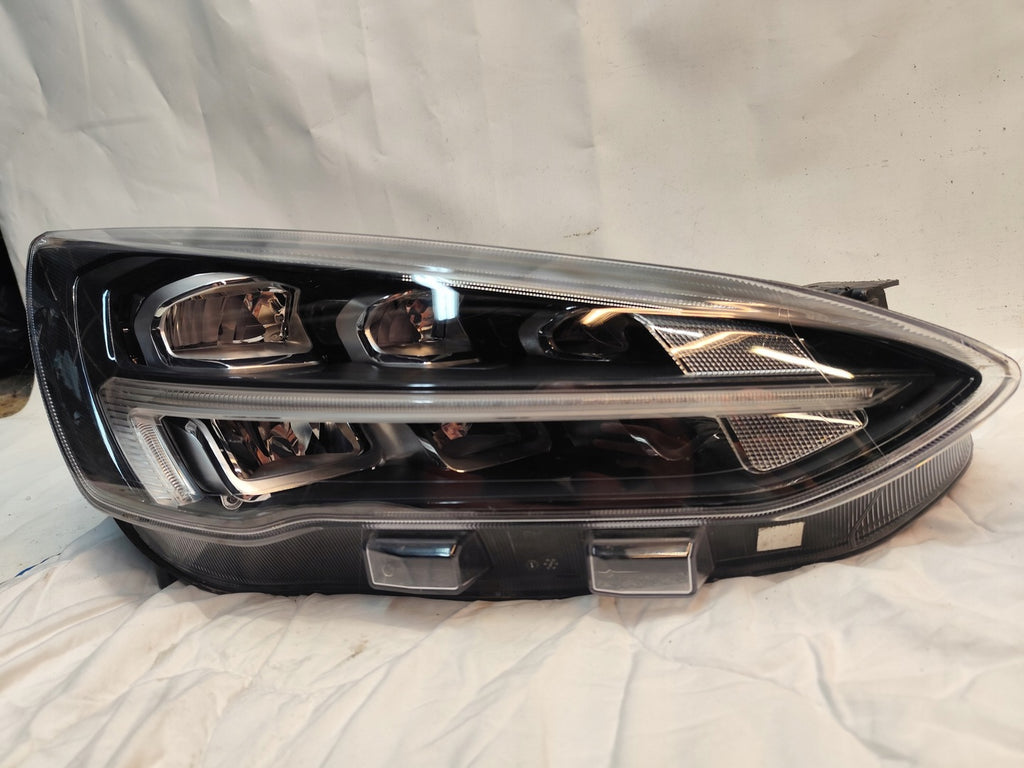 Frontscheinwerfer Ford Focus JX7B-13E015-CE JX7B-13E014-CE LED Rechts oder Links