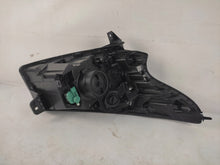 Laden Sie das Bild in den Galerie-Viewer, Frontscheinwerfer Opel Vivaro B 260606315R Ein Stück (Rechts oder Links)