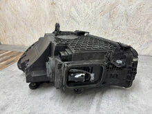 Laden Sie das Bild in den Galerie-Viewer, Frontscheinwerfer Mercedes-Benz W206 A2069068204 LED Rechts Headlight SCH6465795207pc
