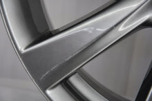 Laden Sie das Bild in den Galerie-Viewer, 1x Alufelge 18 Zoll 7.0" 5x114.3 45ET Glanz Silber 9965487080 Mazda Rim Wheel FEL2222386530be