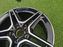 Laden Sie das Bild in den Galerie-Viewer, 1x Alufelge 18 Zoll 7.5" 5x112 49ET A1774011500 Mercedes-Benz Amg Rim Wheel FEL3267663522xq